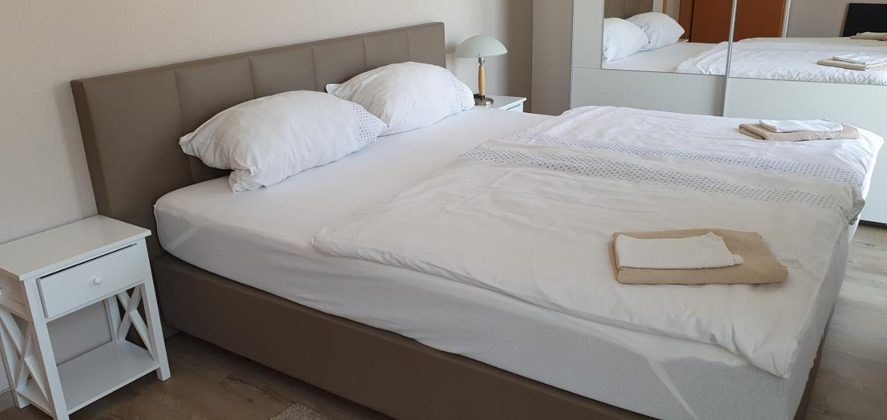 Outletcity Ferienwohnung 2 메칭엔 외부 사진